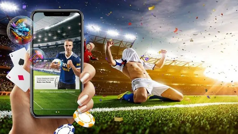 Graphic illustrating a secure online withdrawal process for a Tongits player